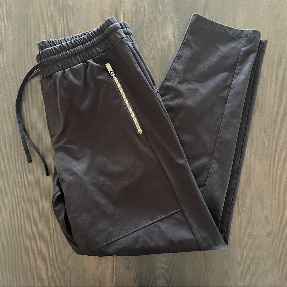 Athleta Black Travel or Workout Jogger Pant M